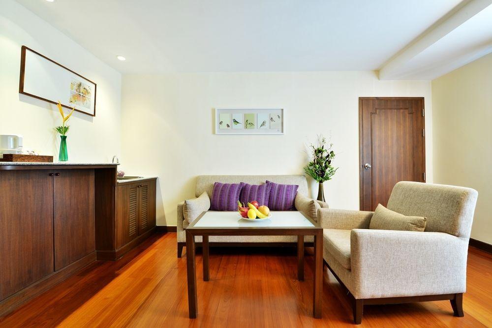 Khách sạn St. 3*