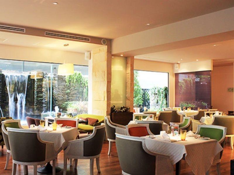 Khách sạn St. 3*